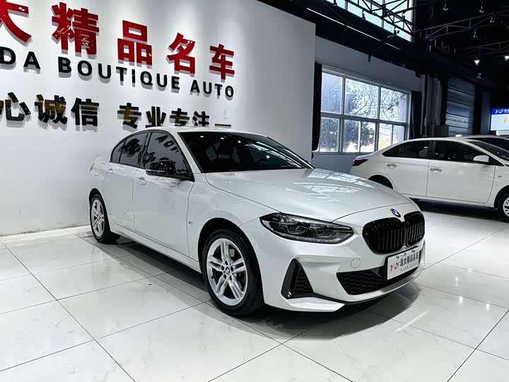 Фото 3 - BMW 1 Series