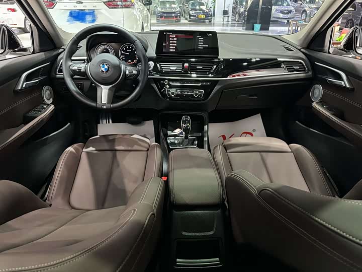 Фото 9 - BMW 1 Series