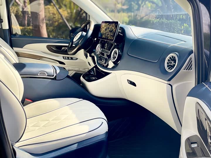 Фото 13 - Mercedes-Benz Vito