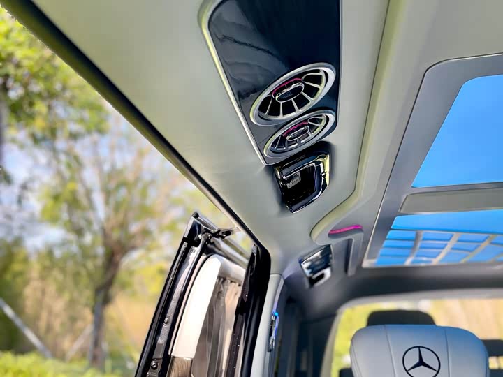 Фото 18 - Mercedes-Benz Vito