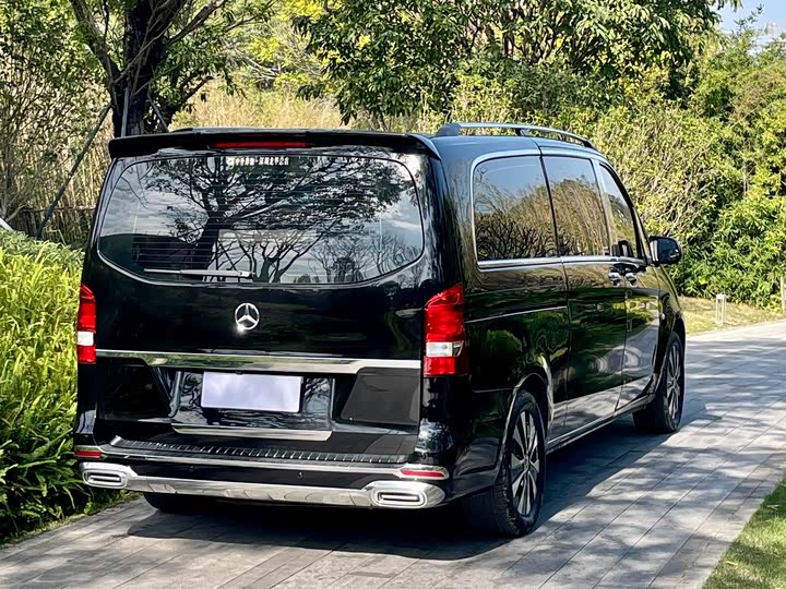 Фото 23 - Mercedes-Benz Vito