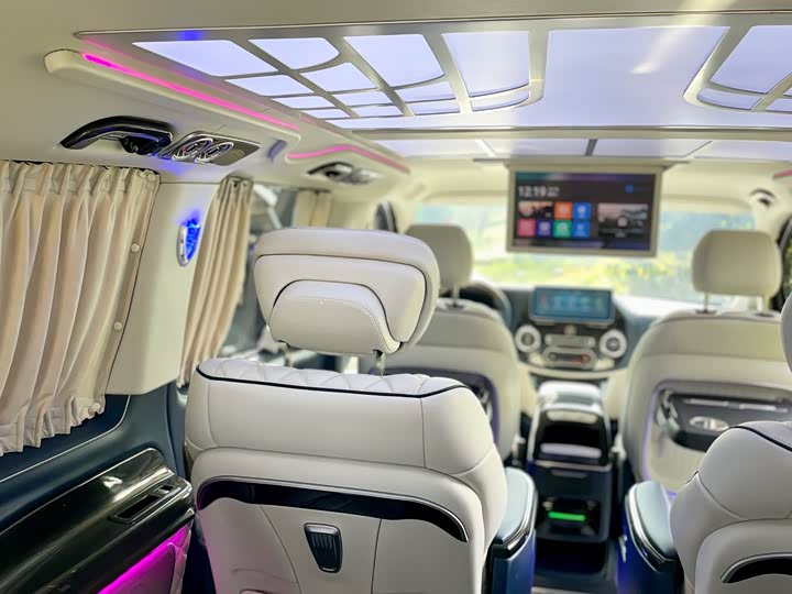 Фото 55 - Mercedes-Benz Vito