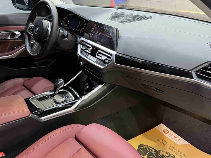 Фото 9 - BMW 3 Series