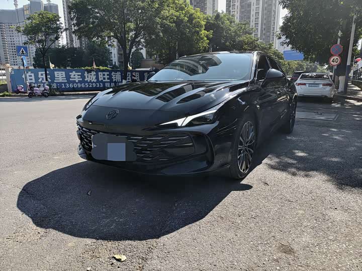 Фото 1 - MG Motor 7