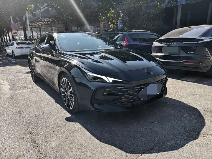 Фото 3 - MG Motor 7