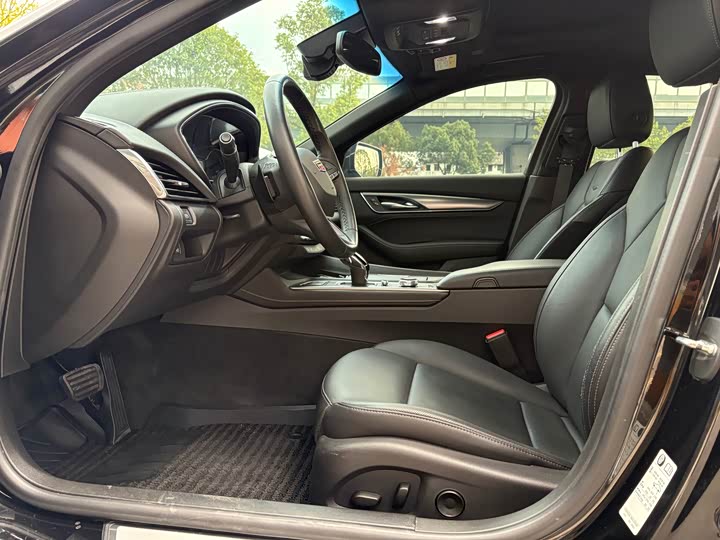 Фото 4 - Cadillac CT5