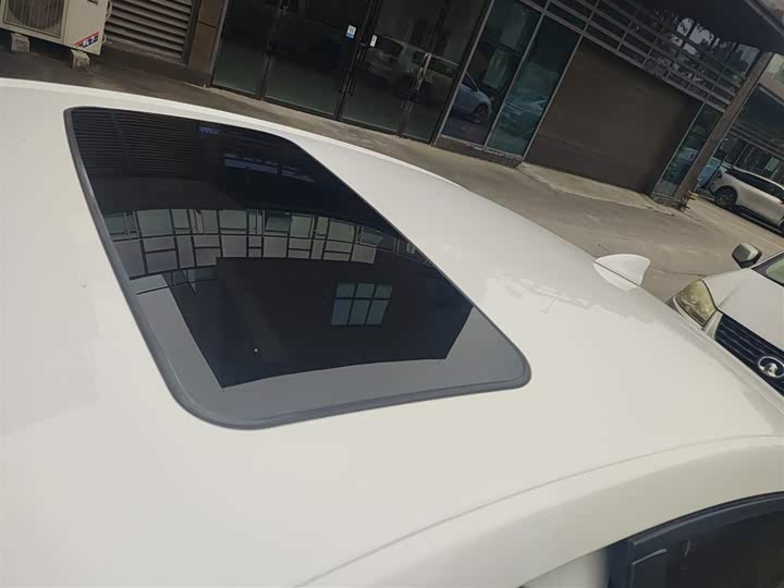 Фото 27 - Buick Verano