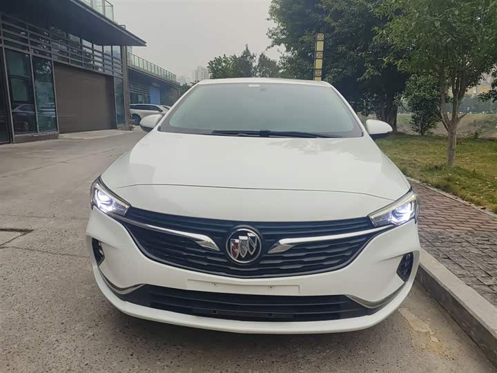 Фото 3 - Buick Verano