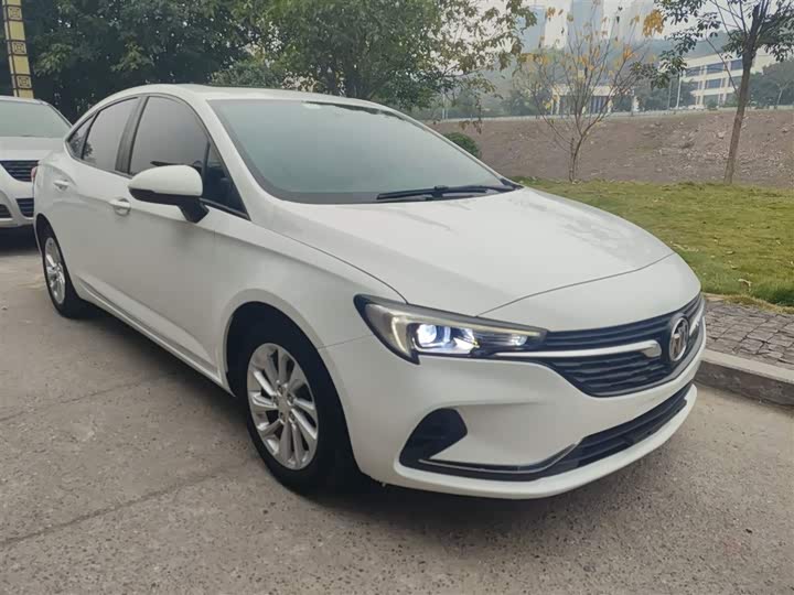 Фото 4 - Buick Verano