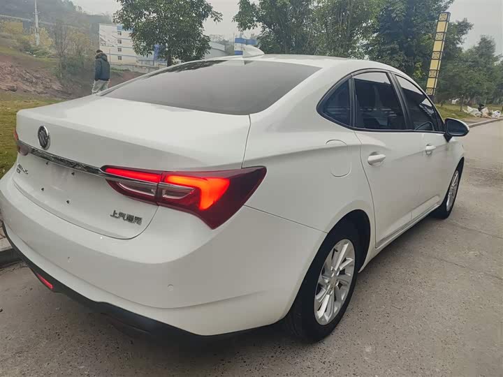 Фото 7 - Buick Verano