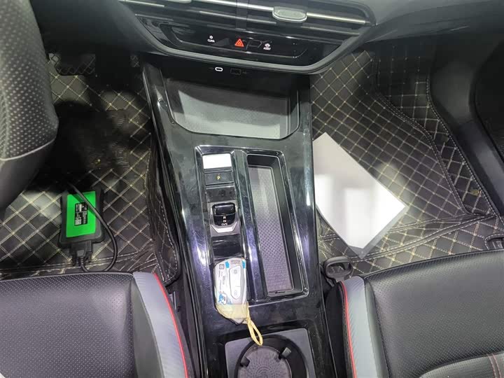 Фото 14 - Volkswagen Lamando L