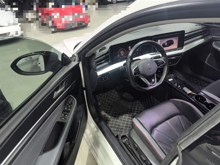 Фото 16 - Volkswagen Lamando L