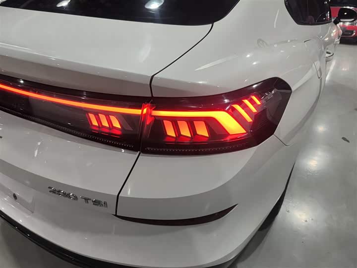 Фото 8 - Volkswagen Lamando L