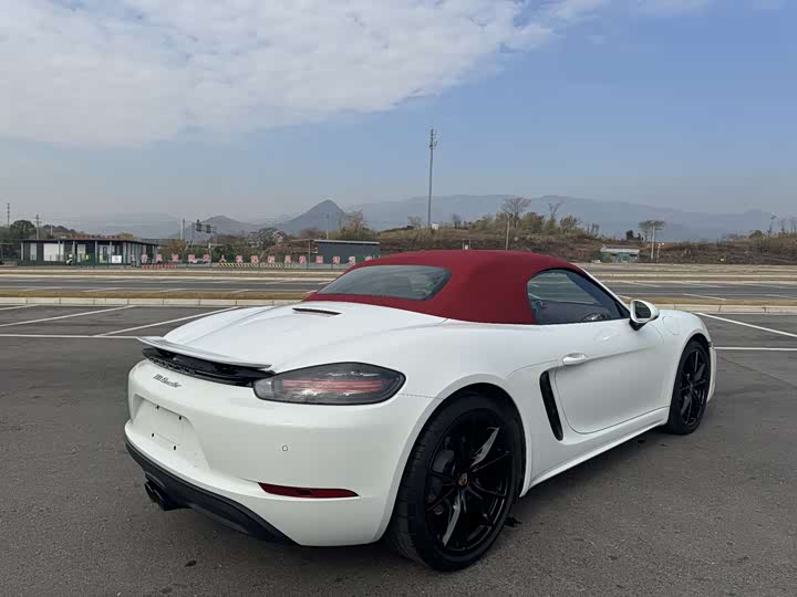 Фото 9 - Porsche 718