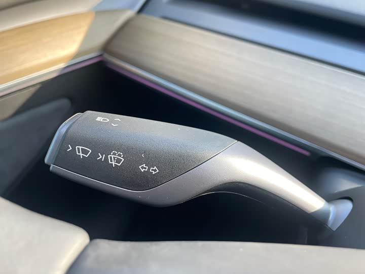 Фото 19 - Tesla Model Y