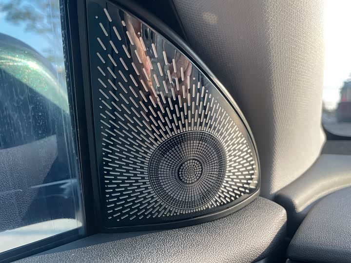 Фото 21 - Tesla Model Y