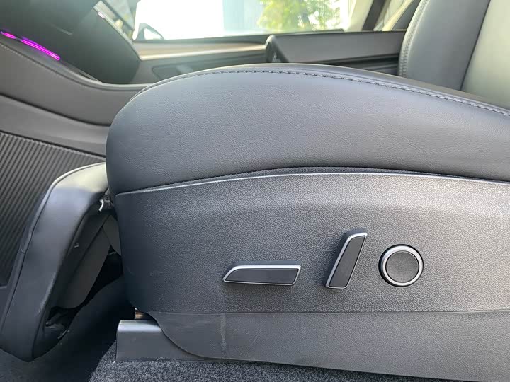 Фото 22 - Tesla Model Y