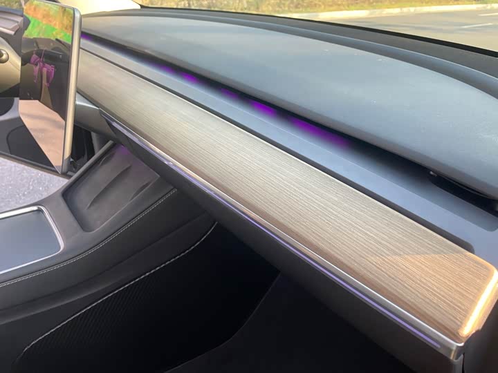 Фото 24 - Tesla Model Y