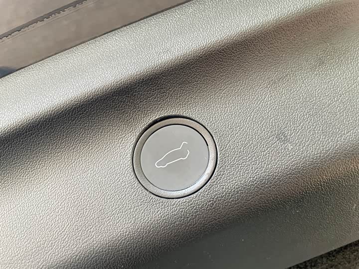 Фото 28 - Tesla Model Y