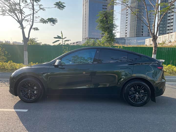 Фото 7 - Tesla Model Y