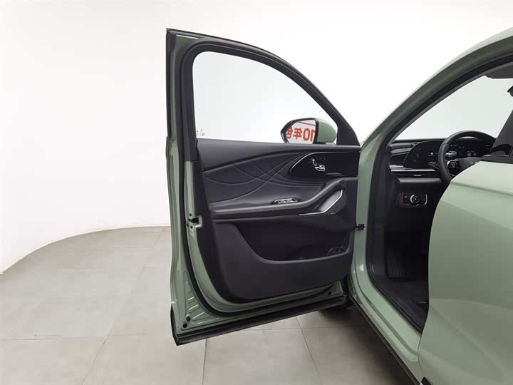 Фото 8 - Exeed RX