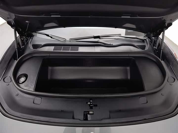 Фото 6 - HiPhi Y