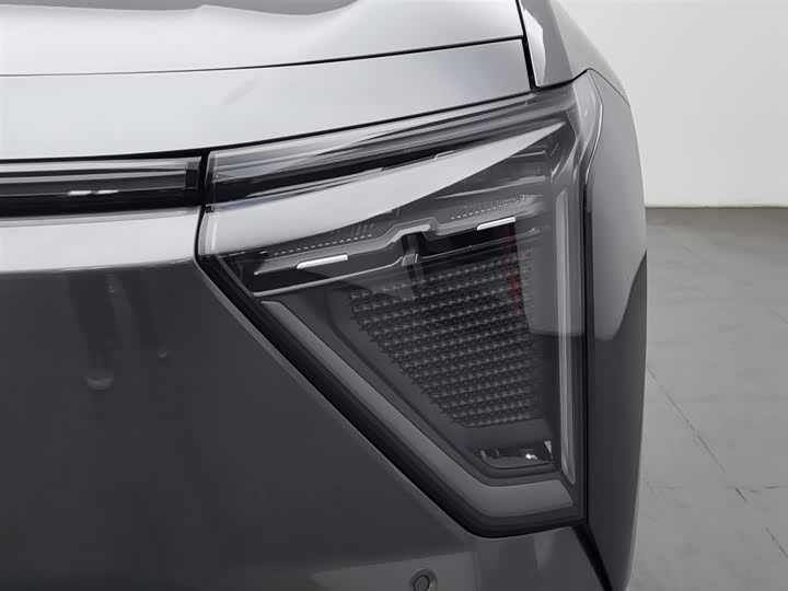 Фото 7 - HiPhi Y