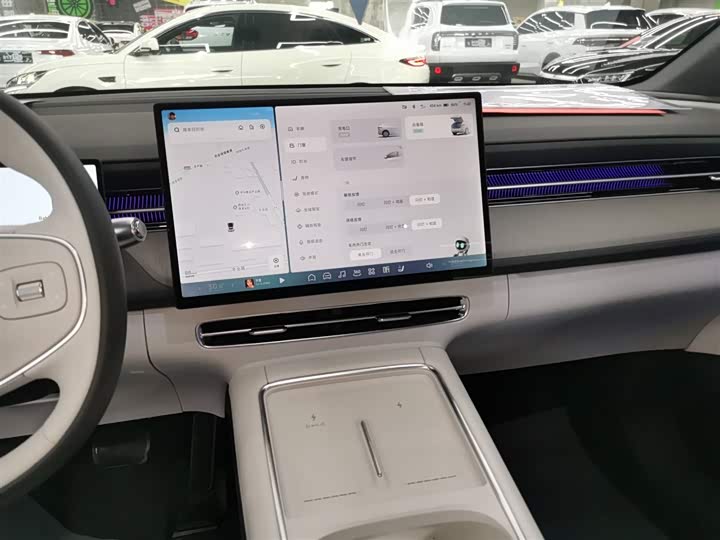 Фото 13 - XPeng G6