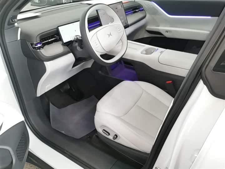 Фото 15 - XPeng G6