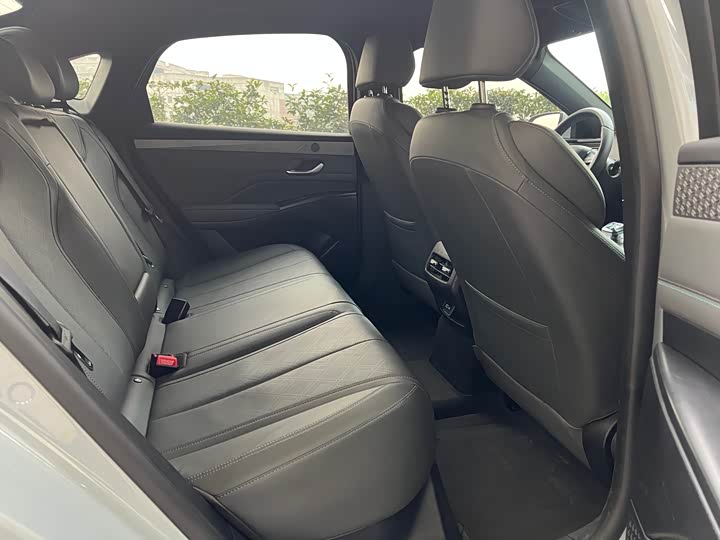 Фото 9 - BYD Qin Plus