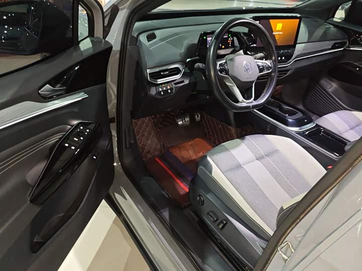 Фото 16 - Volkswagen ID.4 Crozz