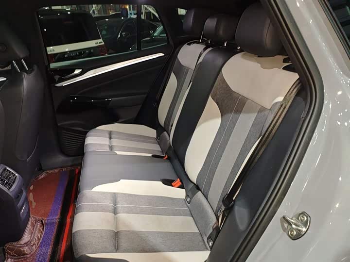 Фото 17 - Volkswagen ID.4 Crozz