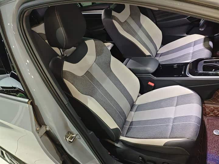 Фото 25 - Volkswagen ID.4 Crozz