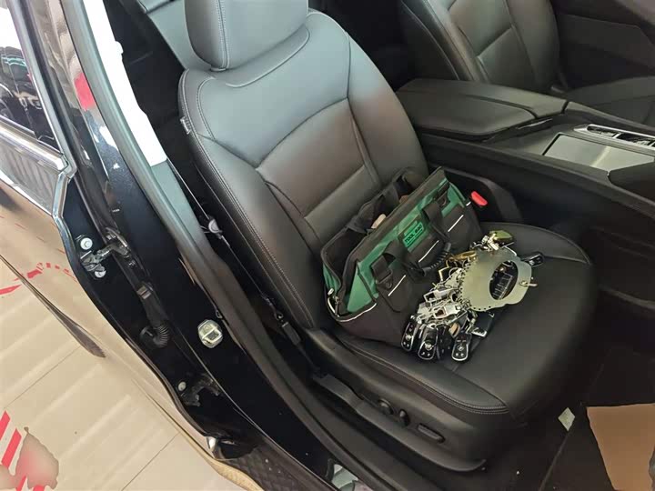 Фото 24 - Buick Enclave