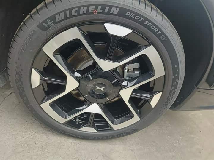 Фото 8 - XPeng G7