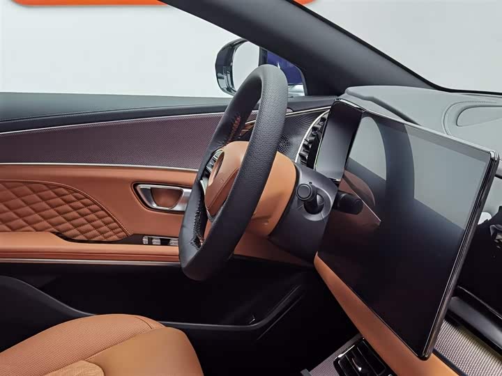 Фото 22 - BYD Han