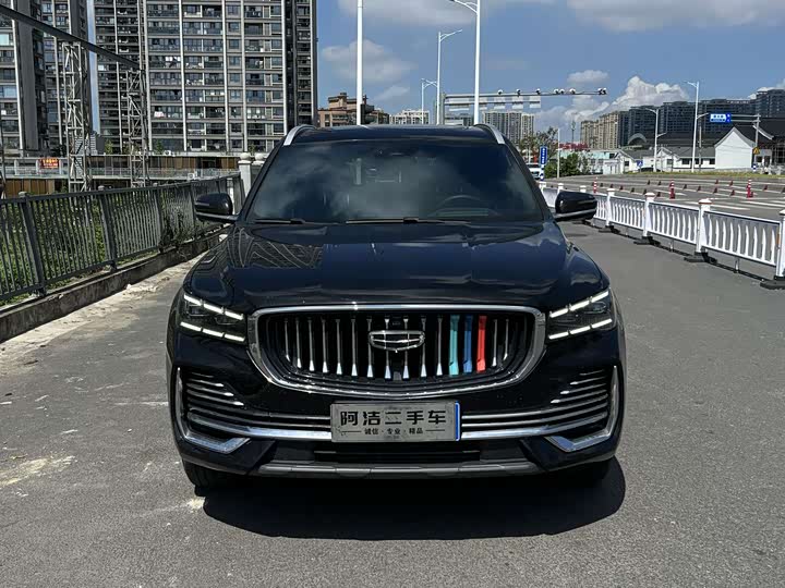 Фото 2 - Geely Monjaro