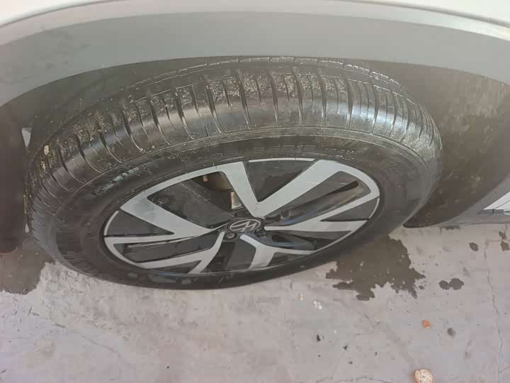 Фото 5 - Volkswagen Tayron