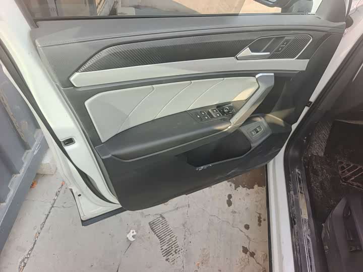 Фото 6 - Volkswagen Tayron