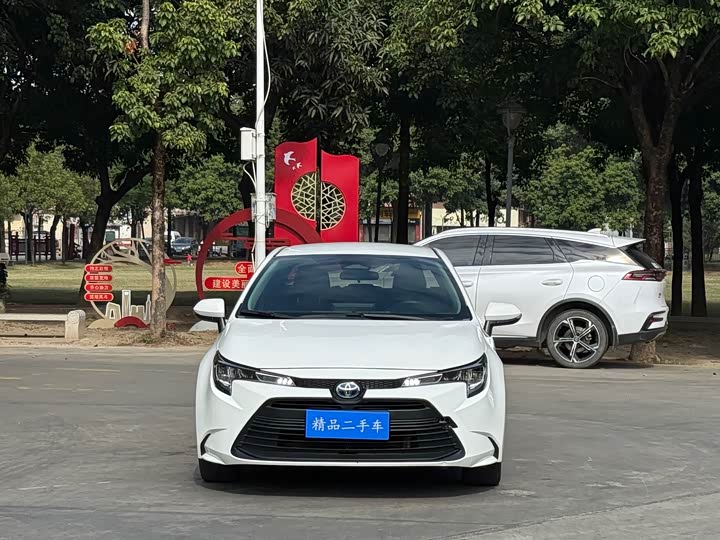 Фото 2 - Toyota Levin