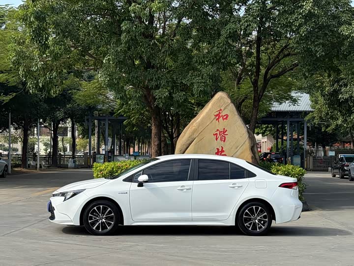 Фото 4 - Toyota Levin