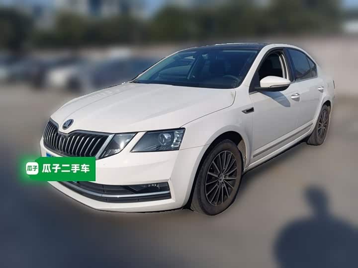 Фото 2 - Skoda Octavia Pro