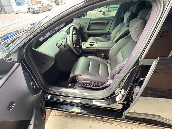 Фото 10 - Avatr 06