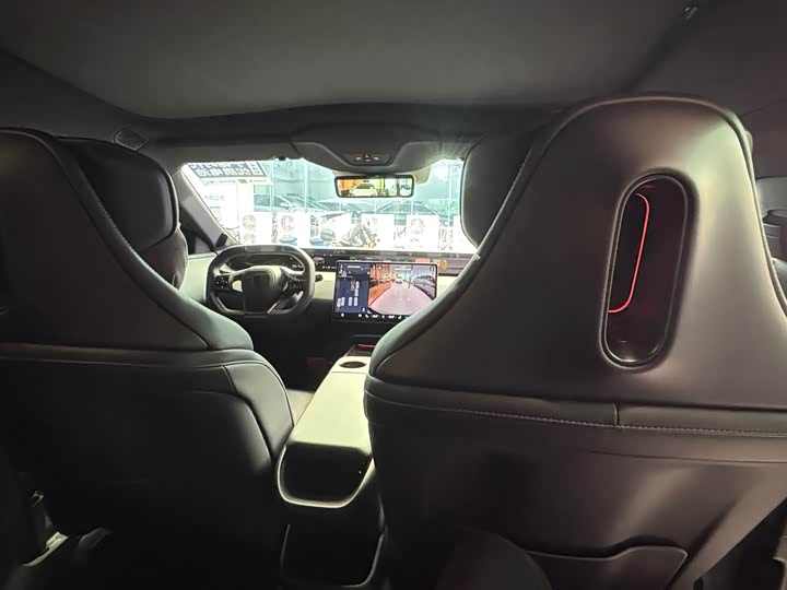 Фото 14 - Avatr 06