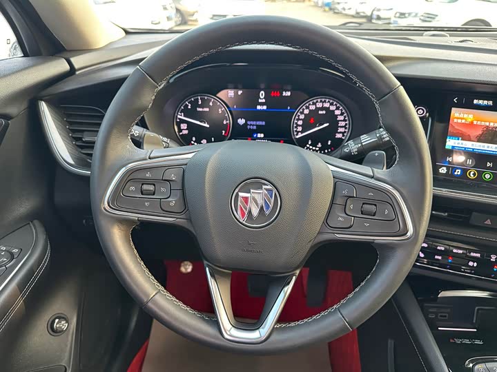 Фото 14 - Buick Envision Plus