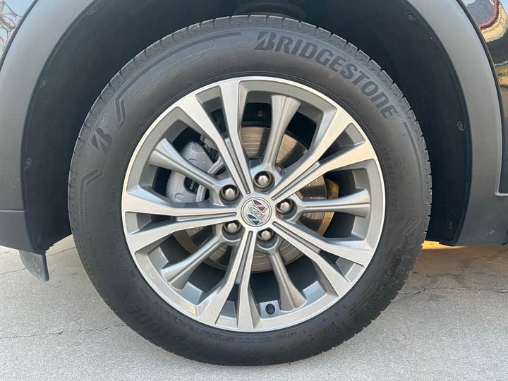 Фото 18 - Buick Envision Plus