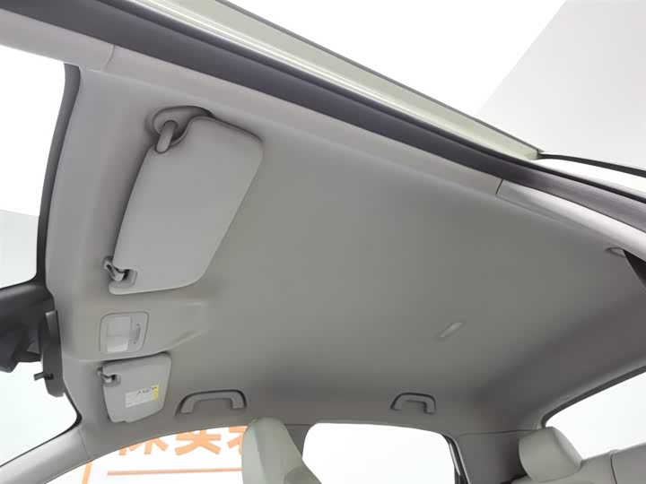 Фото 14 - Geely Galaxy Geome