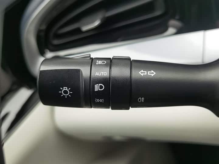 Фото 21 - Geely Galaxy Geome