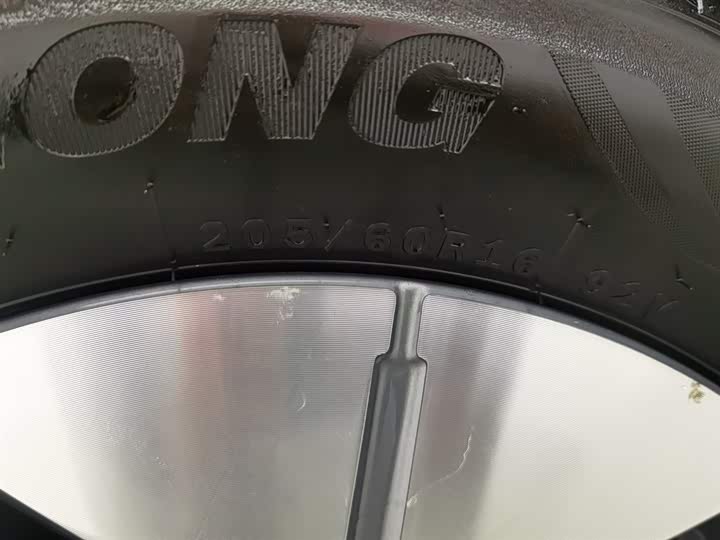 Фото 24 - Geely Galaxy Geome