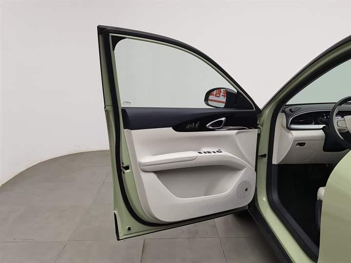 Фото 8 - Geely Galaxy Geome